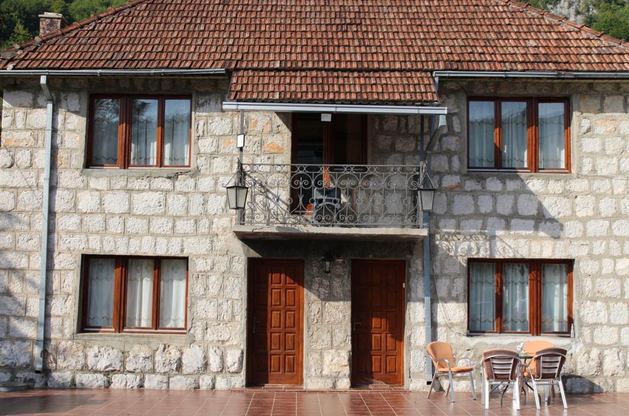 Tara Bridge Castle 호텔 자블야크 외부 사진
